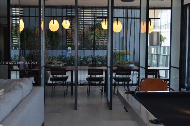 121 NE 34th St 1803, Miami, FL 33137