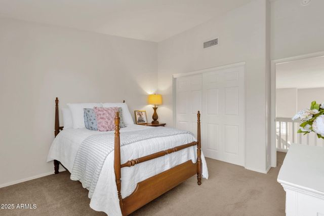 1678 E RAWHIDE Street, Gilbert, AZ 85296