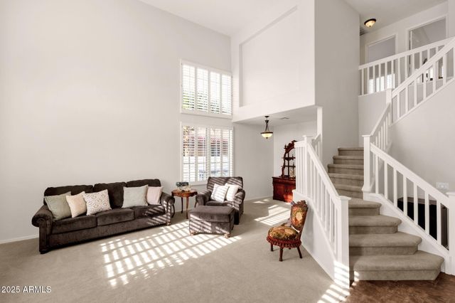 1678 E RAWHIDE Street, Gilbert, AZ 85296