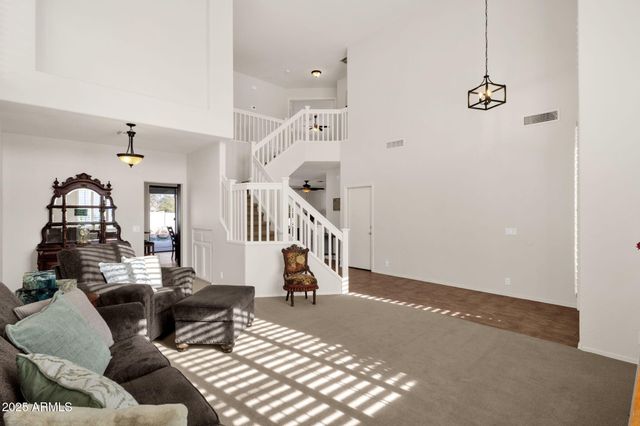 1678 E RAWHIDE Street, Gilbert, AZ 85296