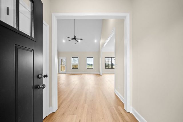 416 Old Major Ln, Hopkinsville, KY 42240