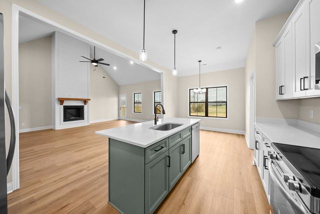 416 Old Major Ln, Hopkinsville, KY 42240