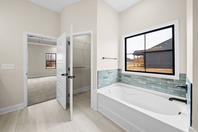 416 Old Major Ln, Hopkinsville, KY 42240