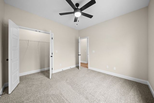 416 Old Major Ln, Hopkinsville, KY 42240