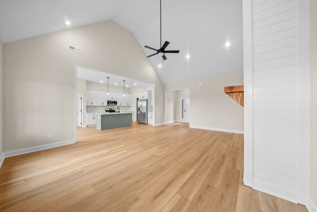 416 Old Major Ln, Hopkinsville, KY 42240