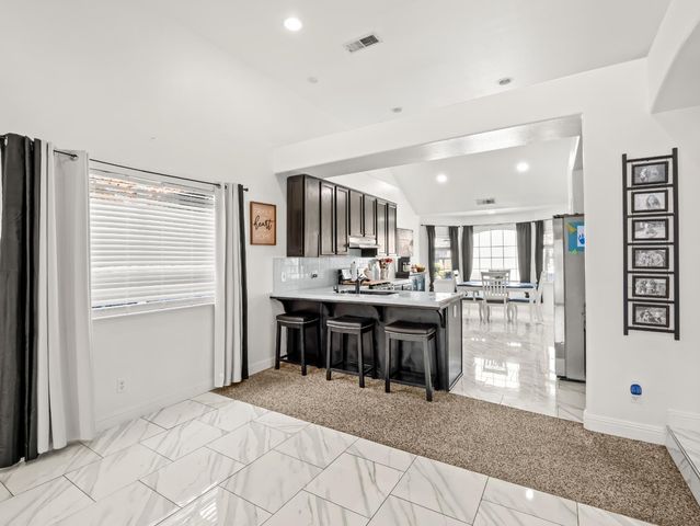 1012 Fedora Avenue, Clovis, CA 93612