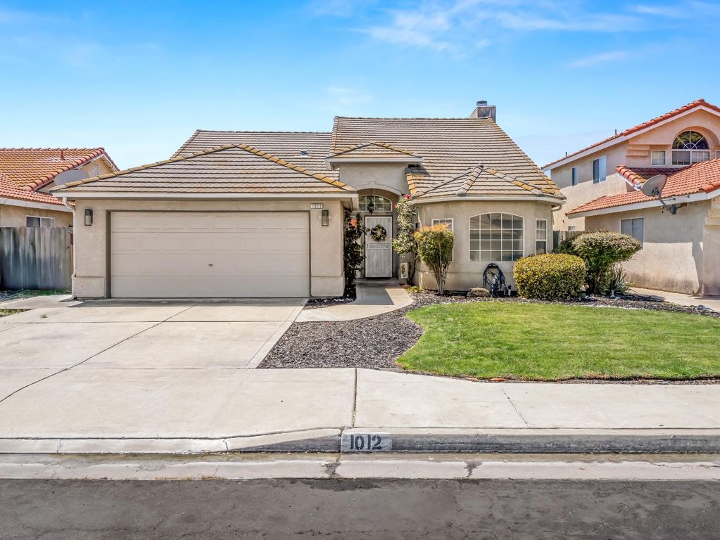 1012 Fedora Avenue, Clovis, CA 93612