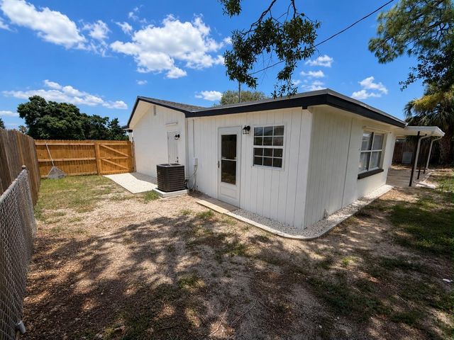 4116 OAKFIELD AVENUE, Holiday, FL 34691