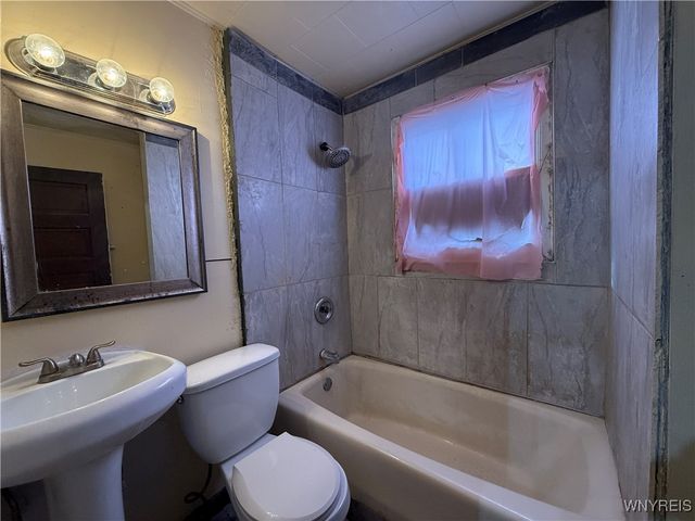 165 Folger Street, Buffalo, NY 14220