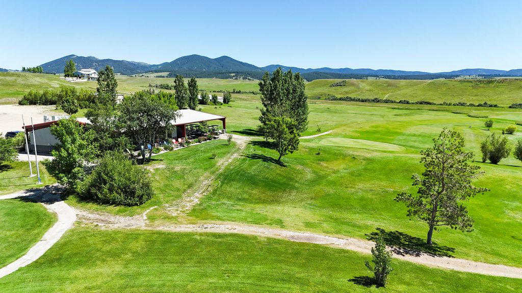 464 Rifle Range RD, Lewistown, MT 59457 photo 2
