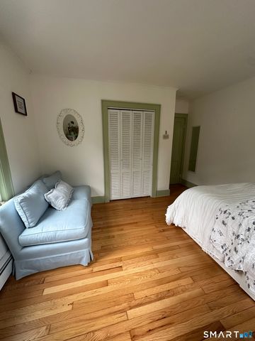 105 Walnut Street, Seymour, CT 06483