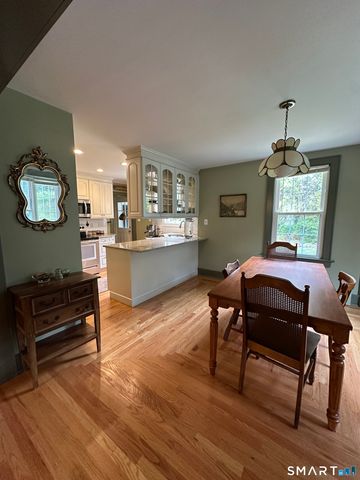 105 Walnut Street, Seymour, CT 06483
