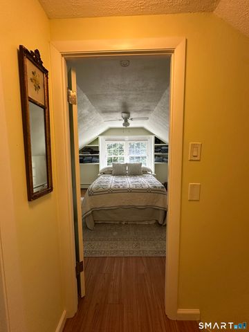 105 Walnut Street, Seymour, CT 06483