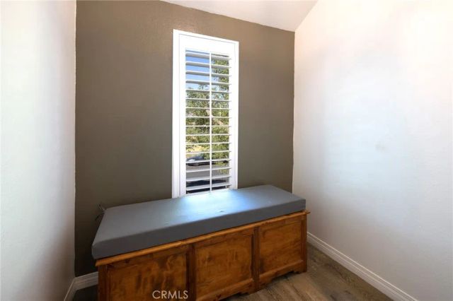 9933 Independence B, Chatsworth, CA 91311