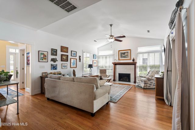 4244 Pine Hollow Drive, Wilmington, NC 28412