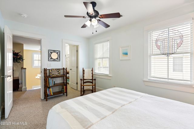 4244 Pine Hollow Drive, Wilmington, NC 28412