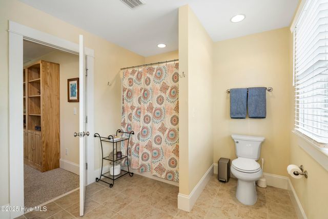 4244 Pine Hollow Drive, Wilmington, NC 28412