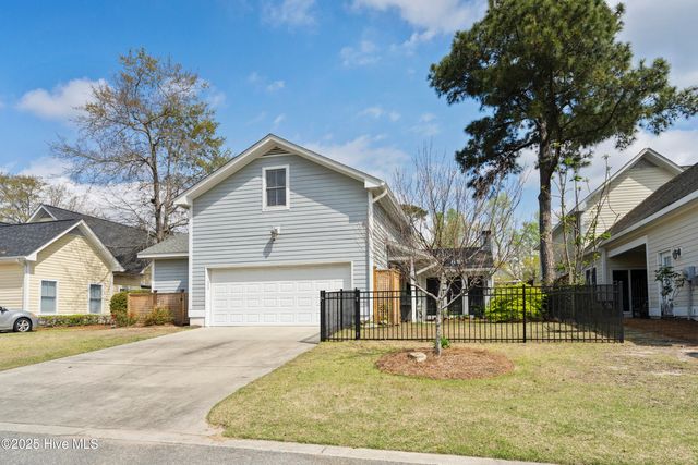 4244 Pine Hollow Drive, Wilmington, NC 28412