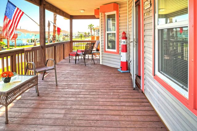 4010 Panola Drive, Galveston, TX 77554