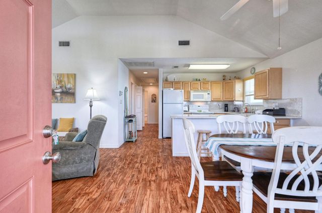 4010 Panola Drive, Galveston, TX 77554