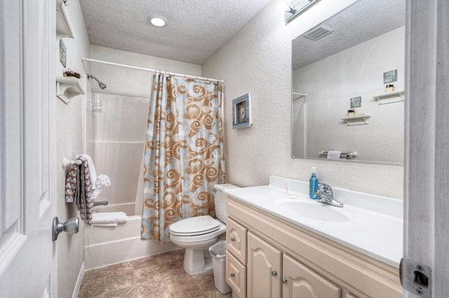 4010 Panola Drive, Galveston, TX 77554