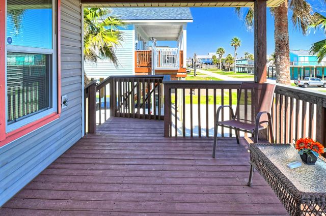 4010 Panola Drive, Galveston, TX 77554