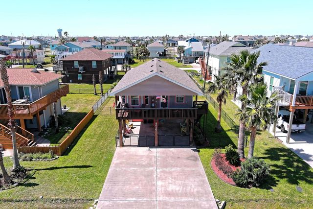 4010 Panola Drive, Galveston, TX 77554