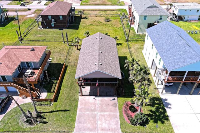 4010 Panola Drive, Galveston, TX 77554