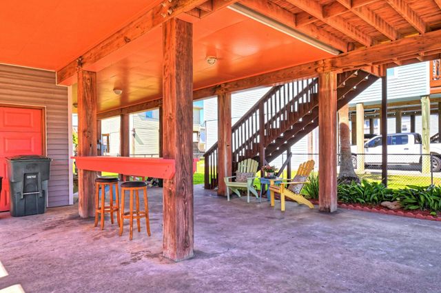 4010 Panola Drive, Galveston, TX 77554