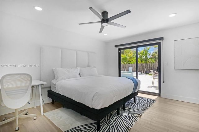 811 NE 17th Ct, Fort Lauderdale, FL 33305