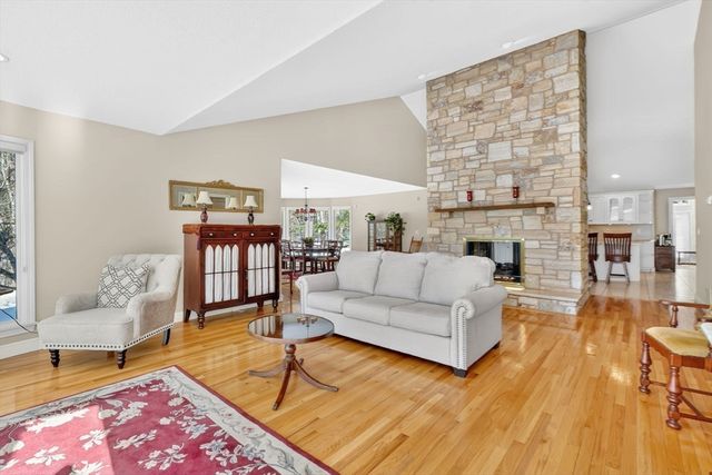 175 Scantic Rd, Hampden, MA 01036