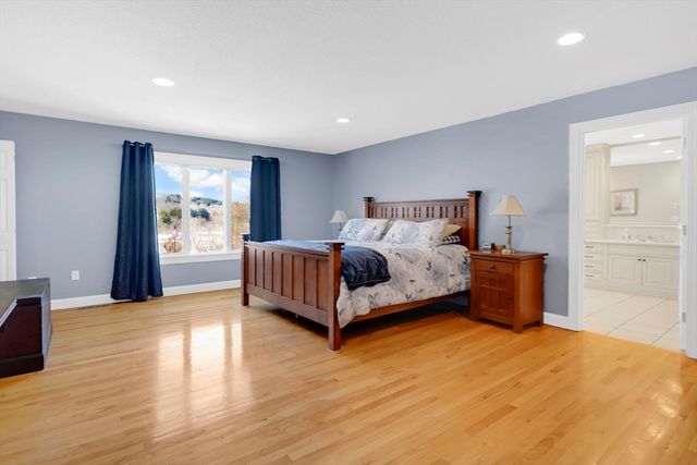 175 Scantic Rd, Hampden, MA 01036