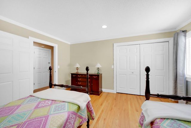 175 Scantic Rd, Hampden, MA 01036