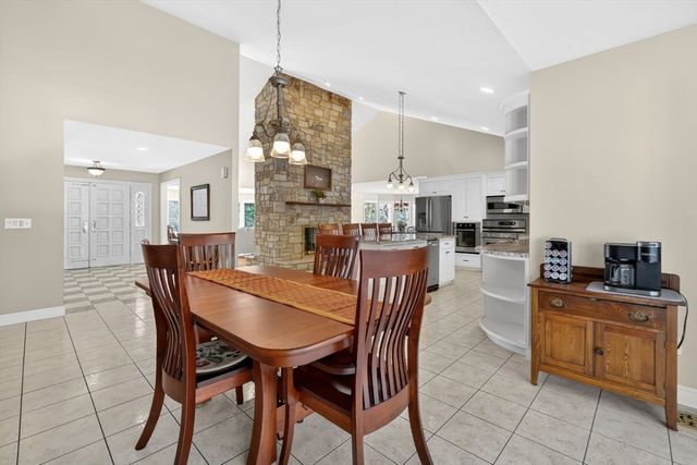 175 Scantic Rd, Hampden, MA 01036