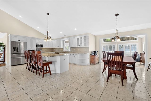 175 Scantic Rd, Hampden, MA 01036