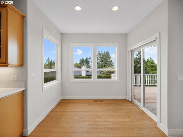 8906 Sw 172ND Pl, Beaverton, OR 97007