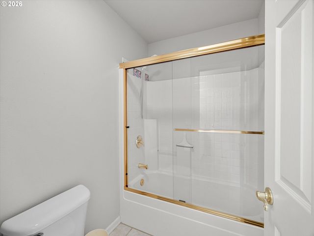8906 Sw 172ND Pl, Beaverton, OR 97007