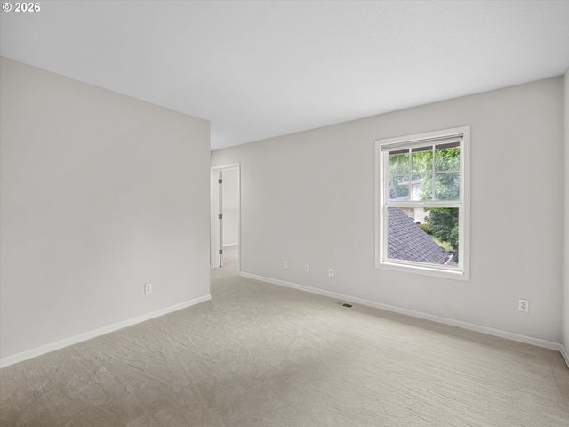 8906 Sw 172ND Pl, Beaverton, OR 97007