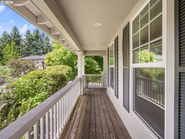 8906 Sw 172ND Pl, Beaverton, OR 97007