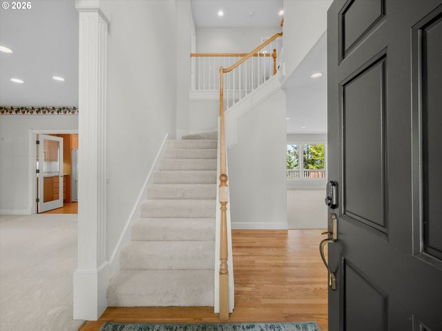 8906 Sw 172ND Pl, Beaverton, OR 97007