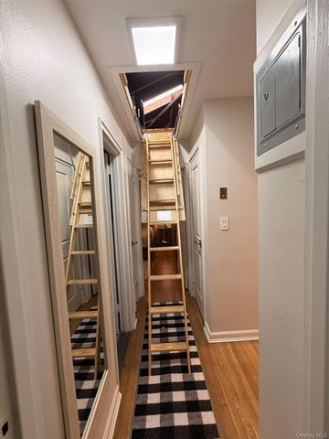 268-41 82 Avenue 2nd Floor, New Hyde Park, NY 11040