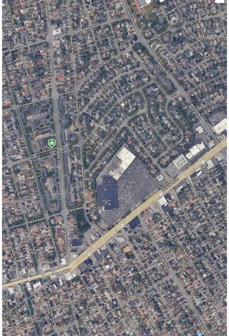 268-41 82 Avenue 2nd Floor, New Hyde Park, NY 11040