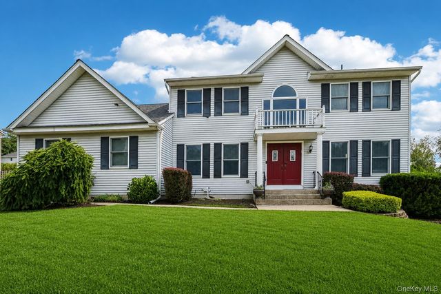 22 Bittern Drive, Nanuet, NY 10954