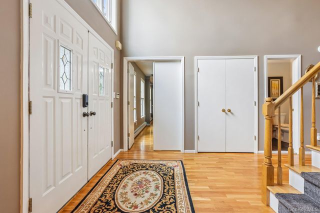 22 Bittern Drive, Nanuet, NY 10954