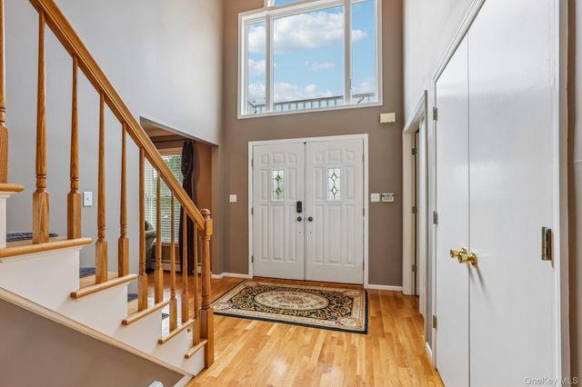 22 Bittern Drive, Nanuet, NY 10954