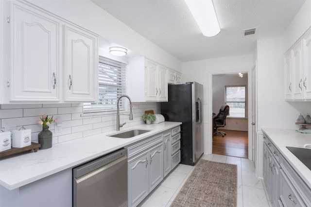 2400 Windsor Place, Plano, TX 75075