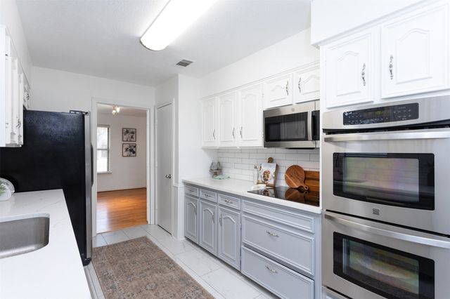 2400 Windsor Place, Plano, TX 75075