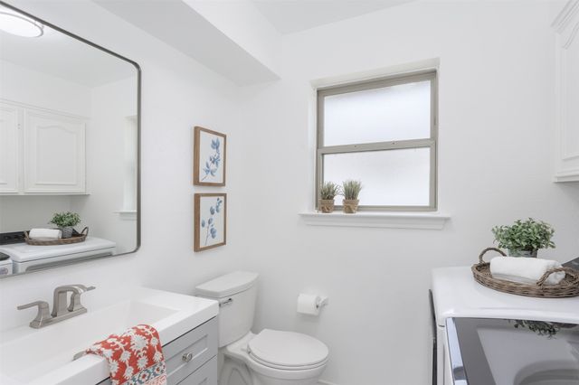 2400 Windsor Place, Plano, TX 75075