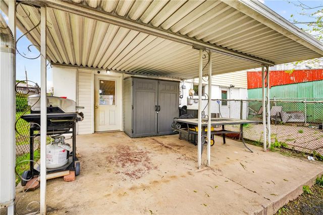 1916 South Idaho Street, Allentown City, PA 18103
