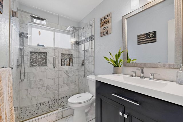 211 Ember Glen Drive, Arlington, TX 76018